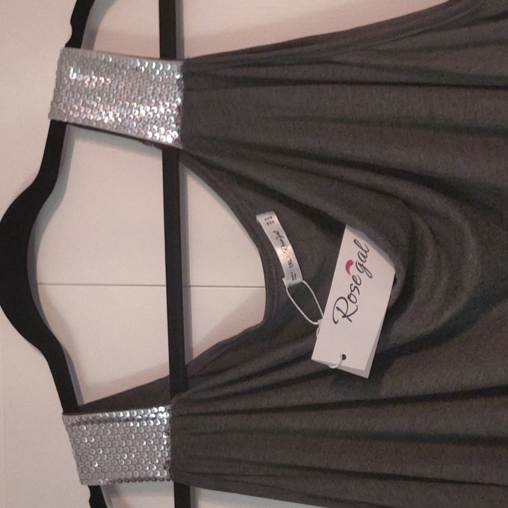 Woman Tunic w Shine..